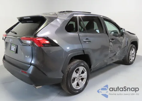 2024 Toyota Rav4 Xle из США, поврежденный, VIN 2T3W1RFV3RW332361